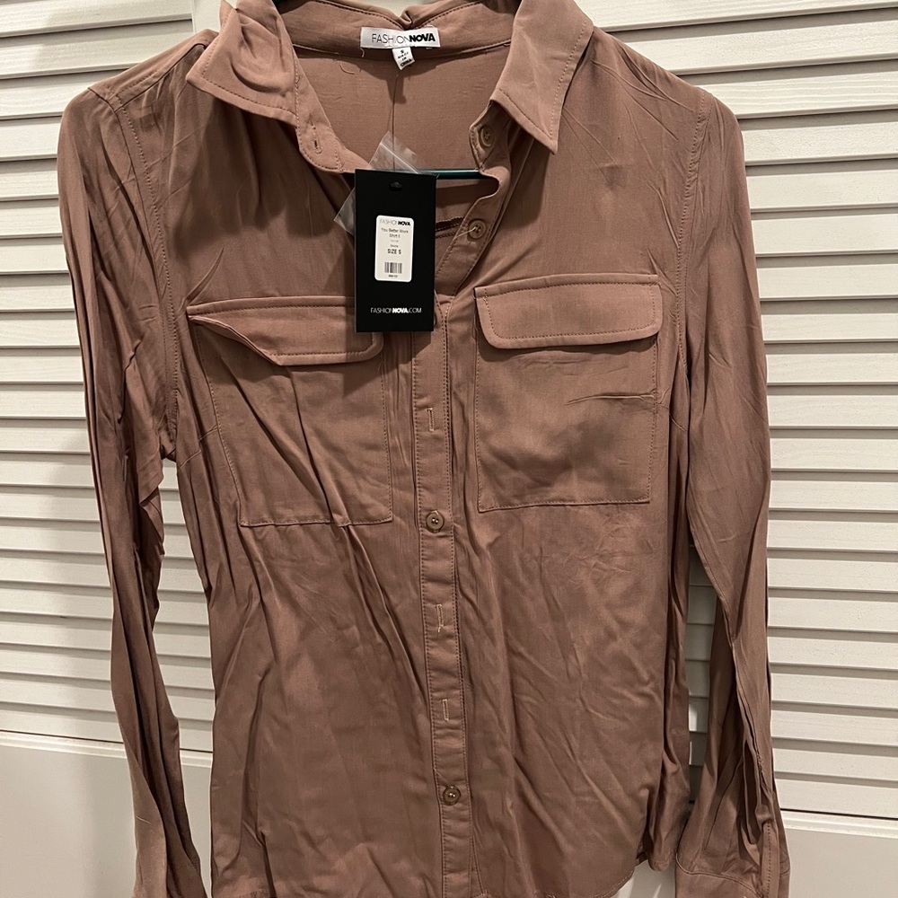 Fashion nova button up